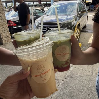 Honu Bakery - Thai iced coffee and strawberry Matcha - Bakeries Near Me - Honolulu, Hawaii Honu Bakery - Thai iced coffee and strawberry Matcha - Bakeries Near Me - Honolulu, Hawaii