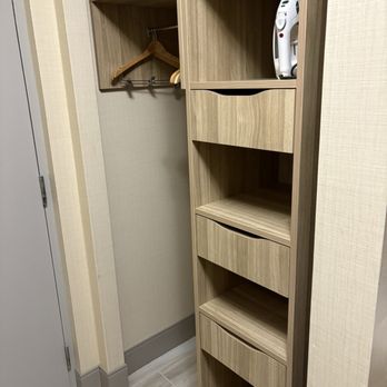 Hilton Garden Inn Williamsburg - Lots of shelves and drawers in the closet. - Hotels Near Me - Williamsburg, Virginia