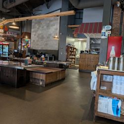 Exit 5 Korean BBQ - Interior