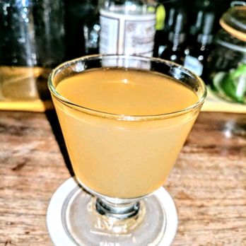 Longman & Eagle - Cure All - Auchentoshan Three Wood, Lemongrass, Ginger, Honey, Lemon, Lemon Oil - Gastropubs Near Me - Chicago, Illinois