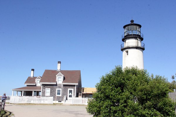 Highland Lighthouse by null