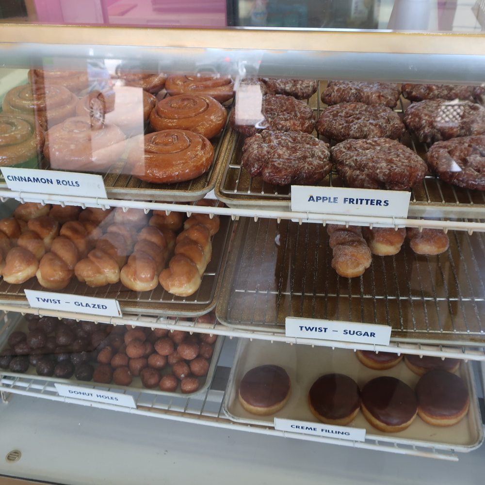 Wheeling Donuts - Decent selection at 1pm on a Tuesday. - Donuts Near Me - Wheeling, Illinois Wheeling Donuts - Decent selection at 1pm on a Tuesday. - Donuts Near Me - Wheeling, Illinois