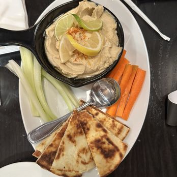 M.J. O'Connor's Back Bay - Appetizers hummus and pita chips/veggies - American Near Me - Boston, Massachusetts M.J. O'Connor's Back Bay - Appetizers hummus and pita chips/veggies - American Near Me - Boston, Massachusetts
