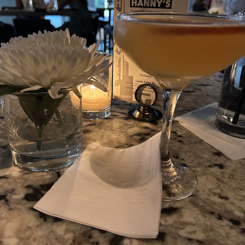 Hanny's - Lounges Near Me - Phoenix, Arizona