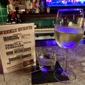 Dolly's - Happy hour specials at the bar. :) - Cocktail Bars Near Me - New York, New York