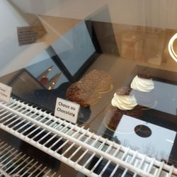 Le Petit Paris - Choux pastries
