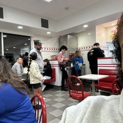 In-N-Out Burger - The beverage area.