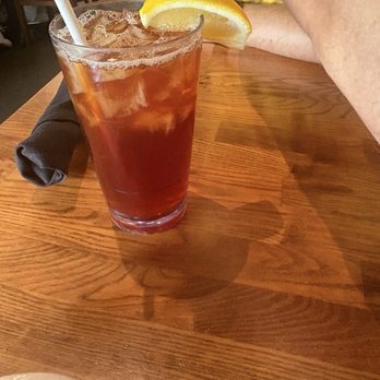 Hugo’s Restaurant - Breakfast & Brunch Near Me - West Hollywood, California