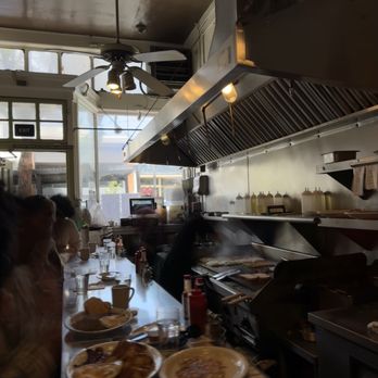 Art's Cafe - Interior - Diners Near Me - San Francisco, California