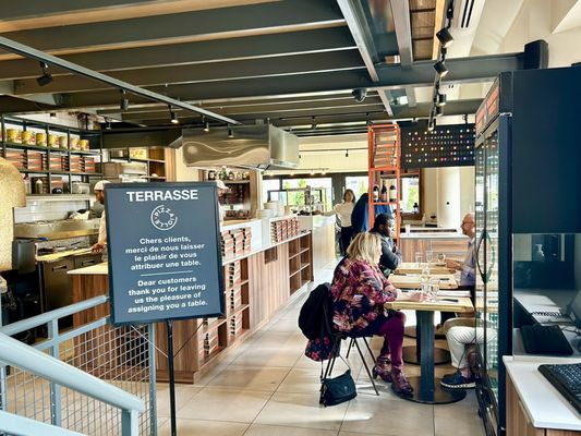 La Pizzaiolle (Ville Mont-Royal) by null