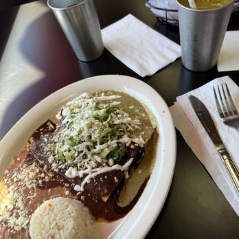La Diosa de Los Moles - Mexican Near Me - Monterey Park, California La Diosa de Los Moles - Mexican Near Me - Monterey Park, California