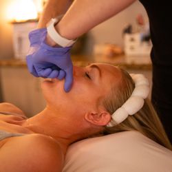 Coastal Face & Body - Experience the transformative power of a buccal facial. Say goodbye to puffiness and hello to a more sculpted appearance. Book Now!