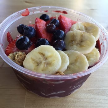 Acai Republic - Small Rio de Janeiro bowl - Juice Bars & Smoothies Near Me - Tustin, California