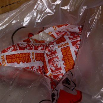 Jollibee - Spicy chicken sandwiches - Fast Food Near Me - Anaheim, California Jollibee - Spicy chicken sandwiches - Fast Food Near Me - Anaheim, California