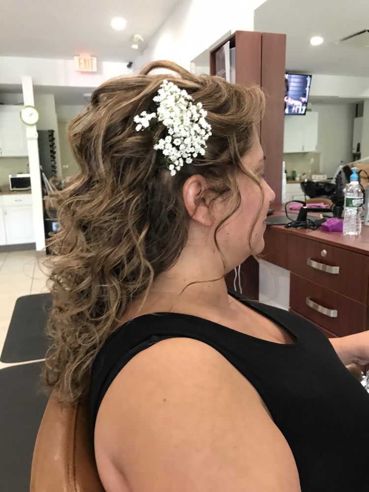 DREAM HAIR & NAILS Updated July 2024 1565 Watertown Ave, Waterbury, Connecticut Hair