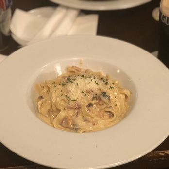 Darkey Kellys - Tagliatelle Carbonara - Pubs Near Me - Dublin, D