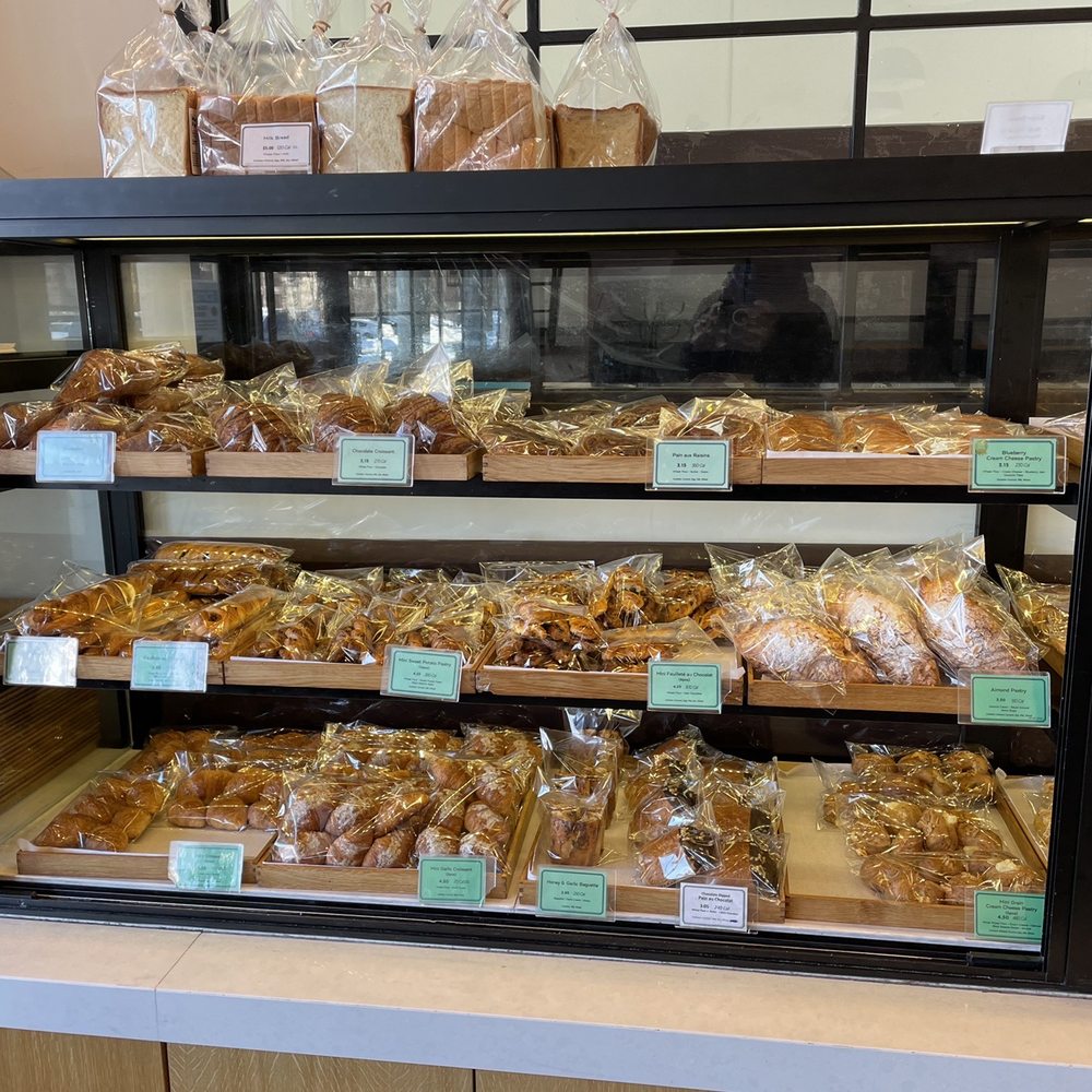 Paris Baguette - Coffee & Tea Near Me - Hackensack, New Jersey