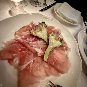Osteria Mozza - Prosciutto & Roman Artichokes - Italian Near Me - Los Angeles, California Osteria Mozza - Prosciutto & Roman Artichokes - Italian Near Me - Los Angeles, California