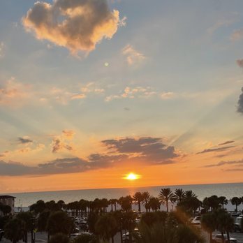 Crabby's Dockside - Sunset views from rooftop - Seafood Near Me - Clearwater Beach, Florida Crabby's Dockside - Sunset views from rooftop - Seafood Near Me - Clearwater Beach, Florida