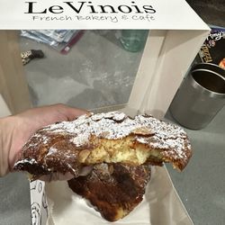 Le Vinois Bakery - Raw, flat, gummy almond croissant