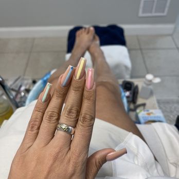 Nela Nails Salon - Nail Salons Near Me - West Palm Beach, Florida