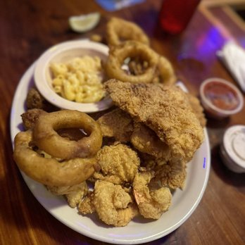 Noah's Ark Bar & Grill - Noah's Ark Platter - Seafood Near Me - Bacliff, Texas Noah's Ark Bar & Grill - Noah's Ark Platter - Seafood Near Me - Bacliff, Texas