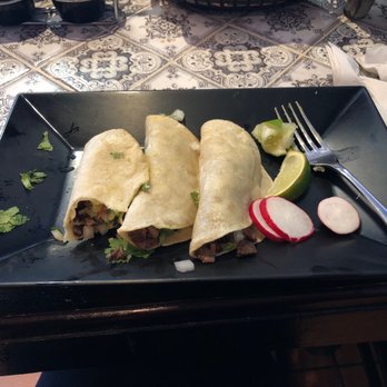 La Catrina - Carne asada tacos - Tacos Near Me - New Brunswick, New Jersey