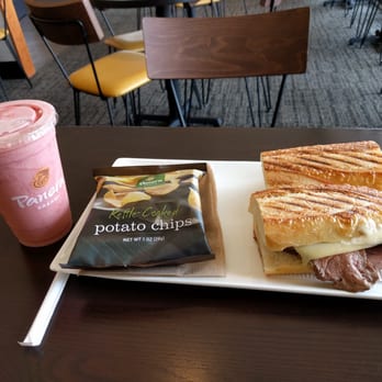 Panera Bread - Salad Near Me - Parlin, New Jersey