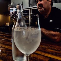 Liebe Wein - Coldest beverages, warmest Host!