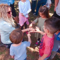 Learning about the amazing California Kingsnake! (Did you know they prefer to eat reptiles and can eat rattlesnakes?!?)