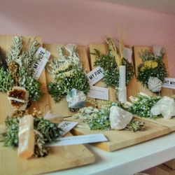 Madame Blue Mystic Shop - Products in the store