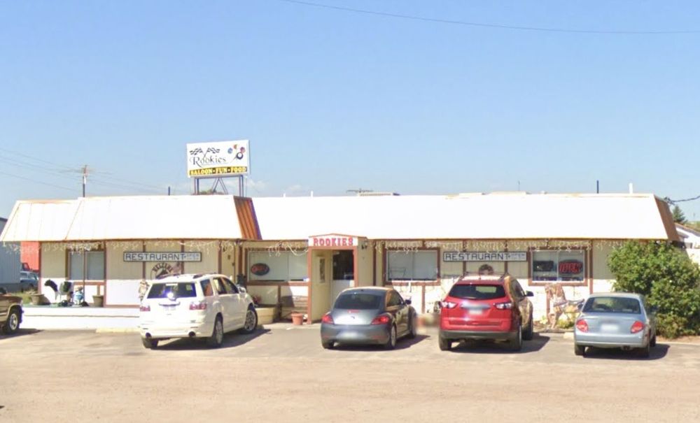 Rookies Saloon and Restaurant Logo