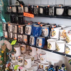 Artesanias y Algo Mas