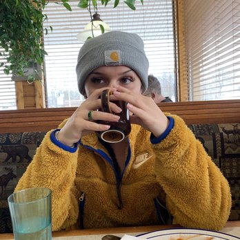 Blue Willow Cafe - Enjoying my never ending coffee - American Near Me - Wausau, Wisconsin Blue Willow Cafe - Enjoying my never ending coffee - American Near Me - Wausau, Wisconsin