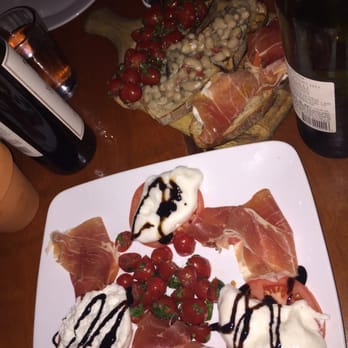 Cibo - Burrata appetizer with prosciutto - Pizza Near Me - Phoenix, Arizona Cibo - Burrata appetizer with prosciutto - Pizza Near Me - Phoenix, Arizona