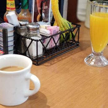 Nano Cafe - Sitting at the bar with my munchkin - American Near Me - Monrovia, California