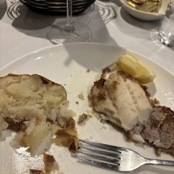 Hoffstot’s Cafe Monaco - Pecan crusted cod & baked potato with broccoli cake (delicious not pictured) - Italian Near Me - Oakmont, Pennsylvania Hoffstot’s Cafe Monaco - Pecan crusted cod & baked potato with broccoli cake (delicious not pictured) - Italian Near Me - Oakmont, Pennsylvania