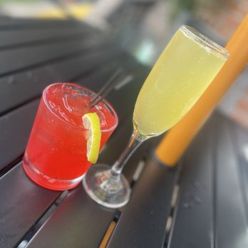 7th + Grove - Strawberry margarita and pineapple mimosa - Southern Near Me - Tampa, Florida