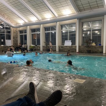 DoubleTree by Hilton Hotel Nanuet - Inside pool and hot tub - Hotels Near Me - Nanuet, New York DoubleTree by Hilton Hotel Nanuet - Inside pool and hot tub - Hotels Near Me - Nanuet, New York