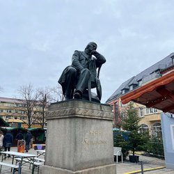 Robert-Schumann-Denkmal