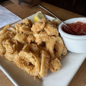 Lou Malnati's Pizzeria - Calamari Fritti - Pizza Near Me - Buffalo Grove, Illinois