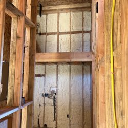 JR Insulation - This customer wanted some bays filled with closed cell spf for his InsulLam built home