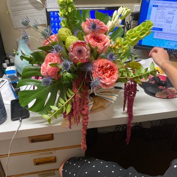 Susi's Flowers - Florists Near Me - Aptos, California Susi's Flowers - Florists Near Me - Aptos, California