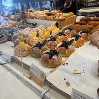 Paris Baguette - Dessert - Bakeries Near Me - Hilton Head, South Carolina