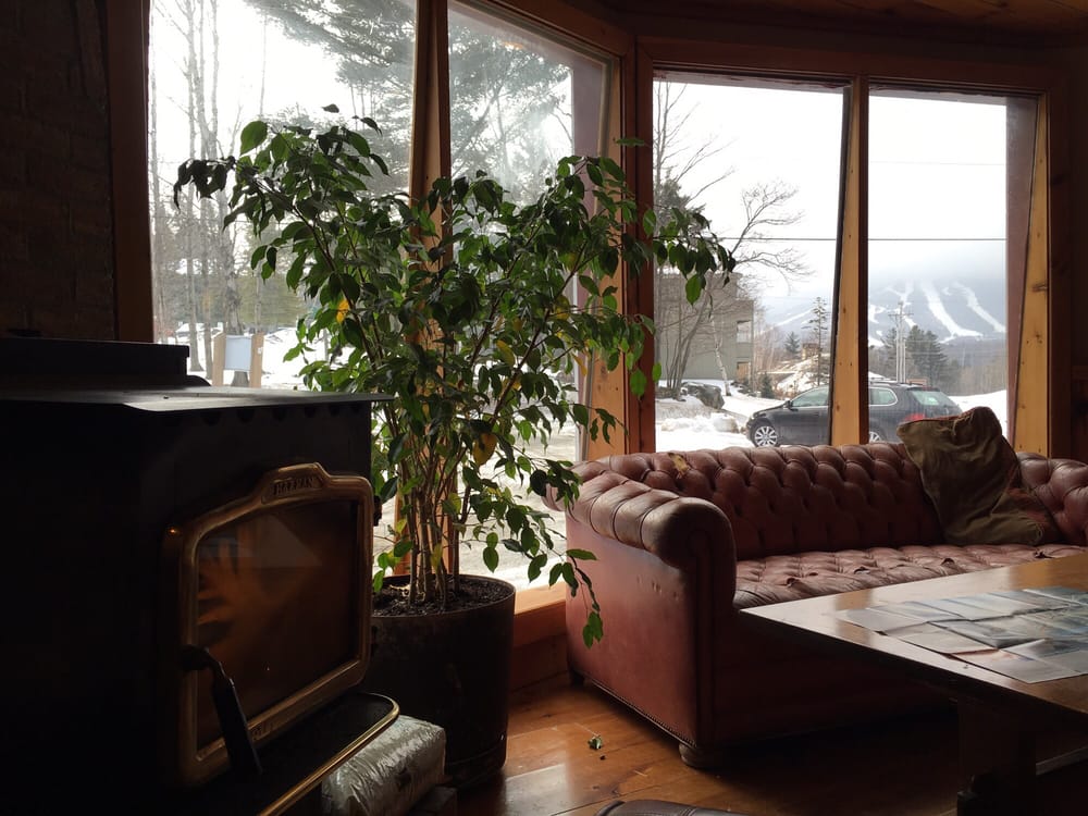 BUTTERNUT INN AND PANCAKE HOUSE Updated August 2024 28 Photos & 36 Reviews 63 Weathervane