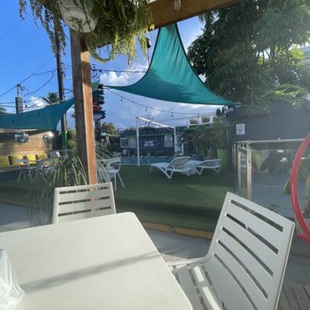 Nomada Beach Hostel - Hostels Near Me - Carolina, Puerto Rico