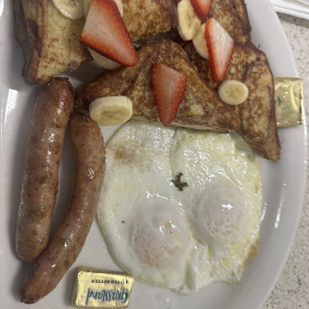 R&R’s Cafe - French Toast Combo - American Near Me - San Pablo, California R&R’s Cafe - French Toast Combo - American Near Me - San Pablo, California