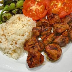 Volkan‘s Grillhaus - Lammspieß, Kuzu Sis