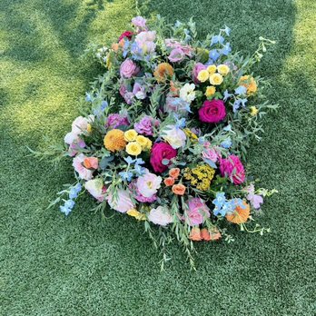 Blossom Floral - The best floral arrangement for my most special day! - Florists Near Me - Santa Monica, California