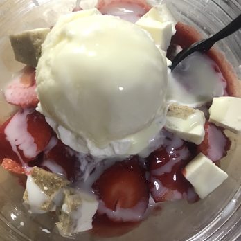 Spoonful Dessert Cafe - Strawberry Station - Korean Near Me - St. Louis, Missouri Spoonful Dessert Cafe - Strawberry Station - Korean Near Me - St. Louis, Missouri